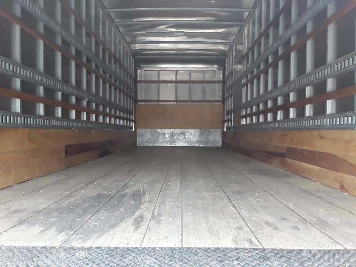 2019 Navistar International 4300 823163