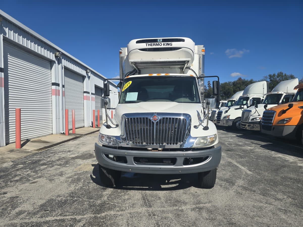 2019 Navistar International 4300 823194