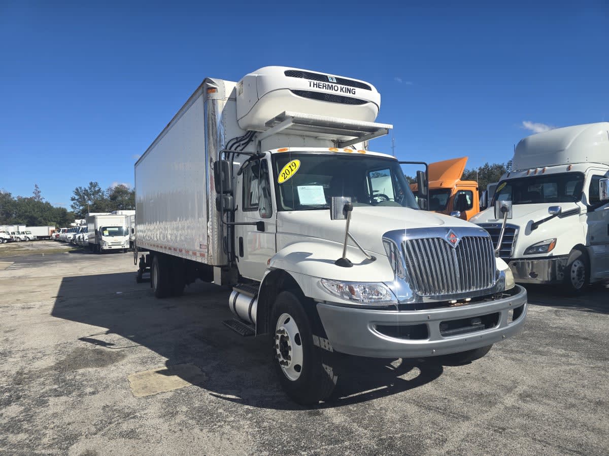 2019 Navistar International 4300 823194