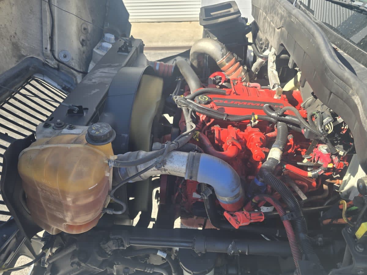 2019 Navistar International 4300 823194