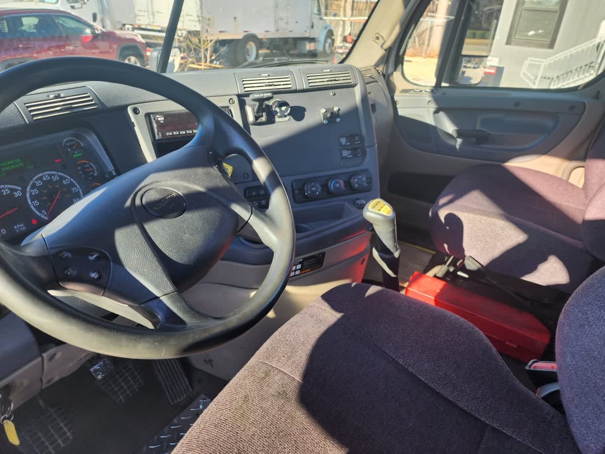 2019 Freightliner - image 7
