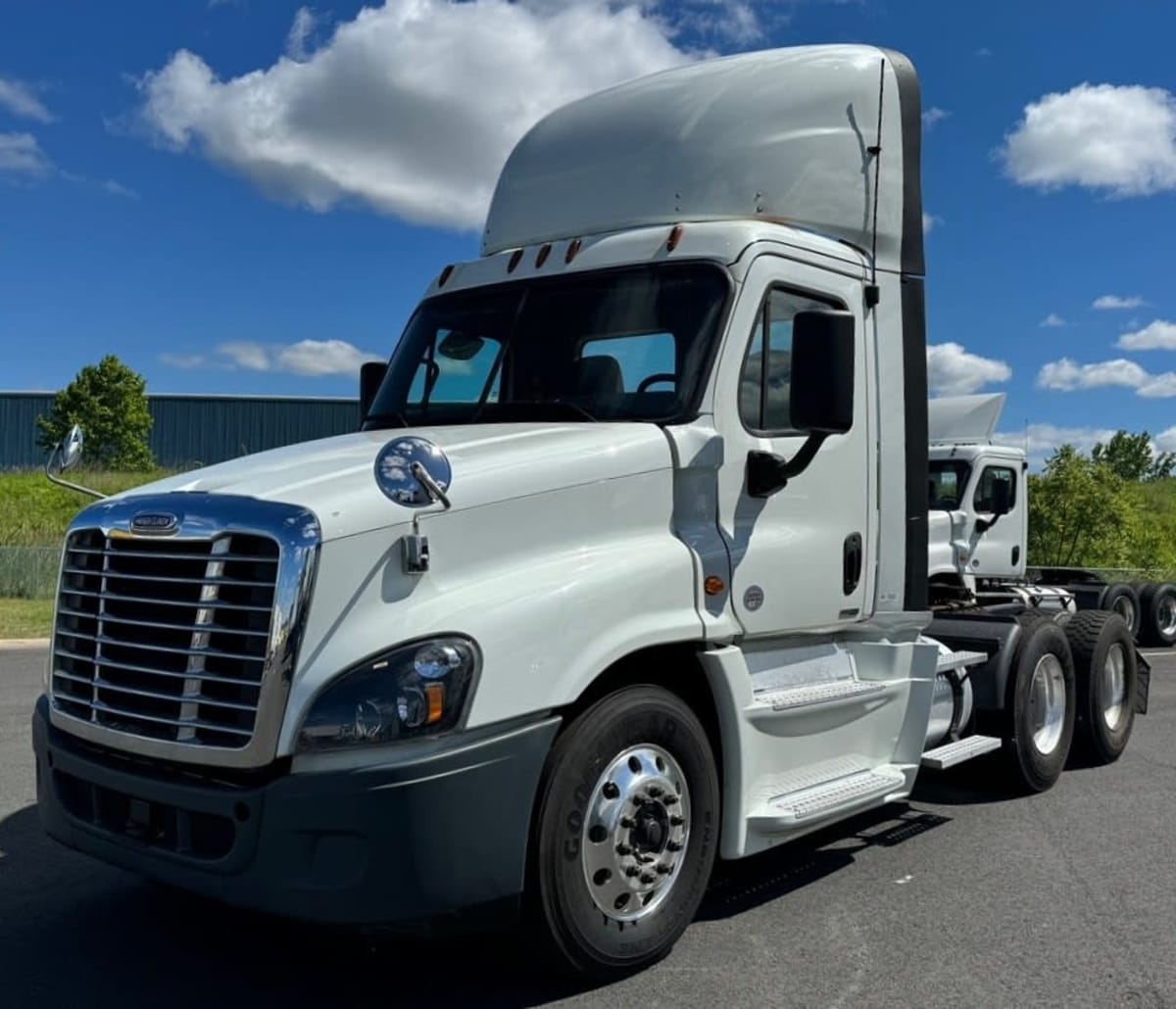 2019 Freightliner/Mercedes CASCADIA 125 823562