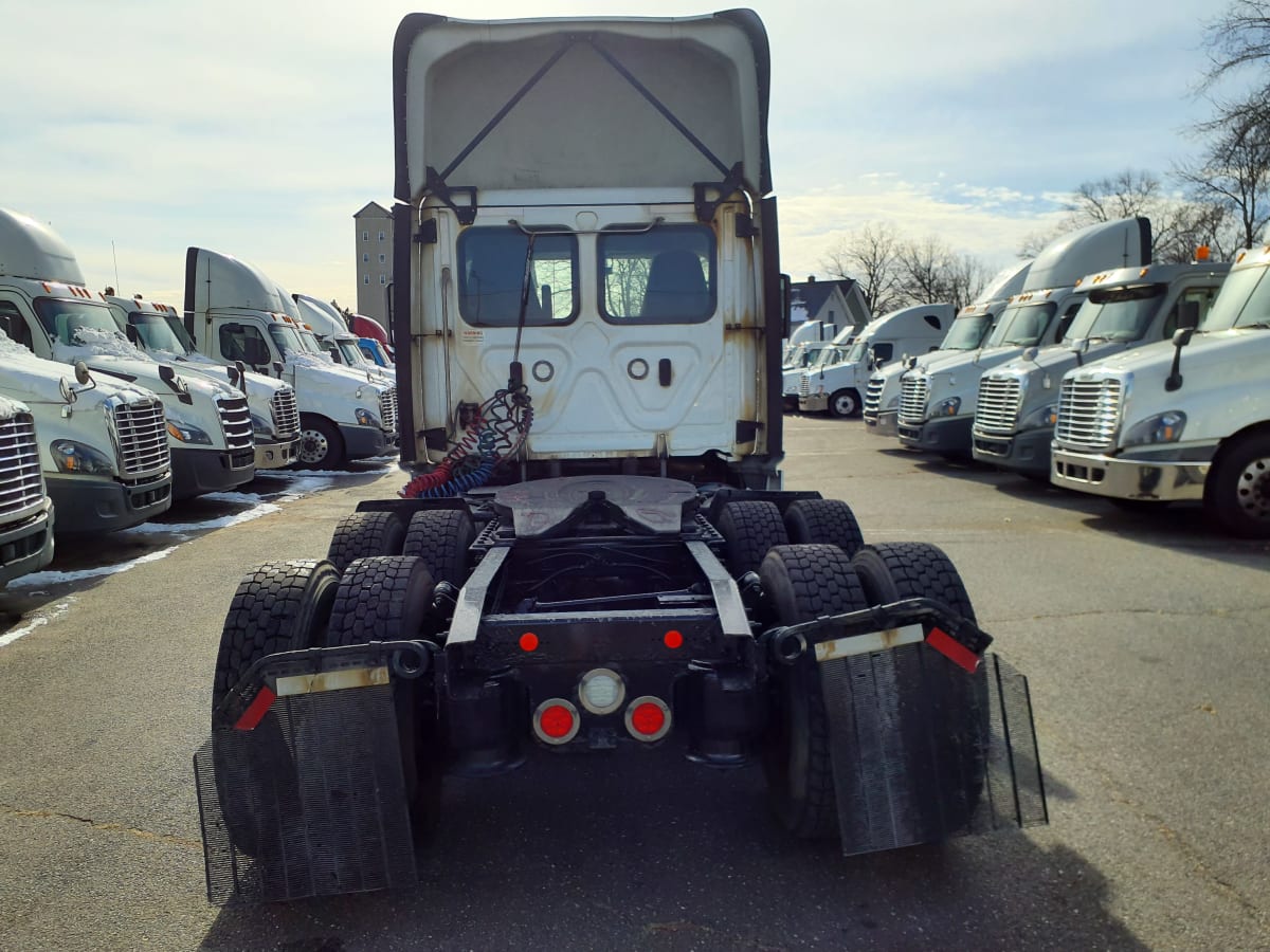 2019 Freightliner/Mercedes CASCADIA 125 823564