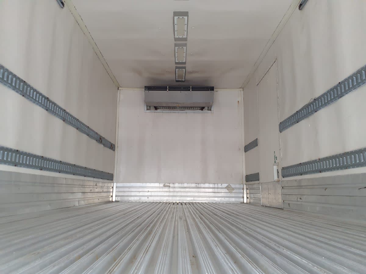 2019 Hino HINO 195 823706