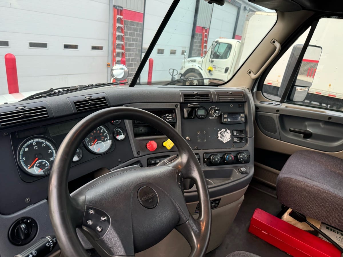 2019 Freightliner/Mercedes CASCADIA 125 823744