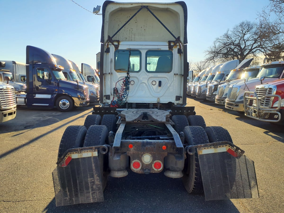 2019 Freightliner/Mercedes CASCADIA 125 823746