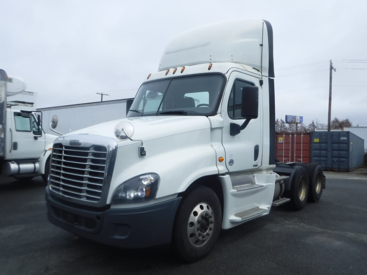 2019 Freightliner/Mercedes CASCADIA 125 823750