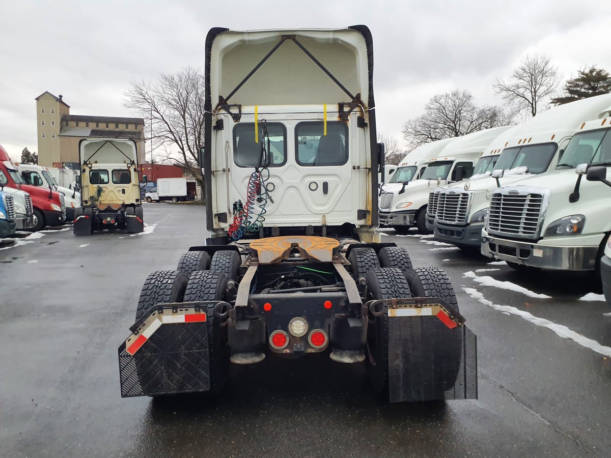 2019 Freightliner/Mercedes CASCADIA 125 823753