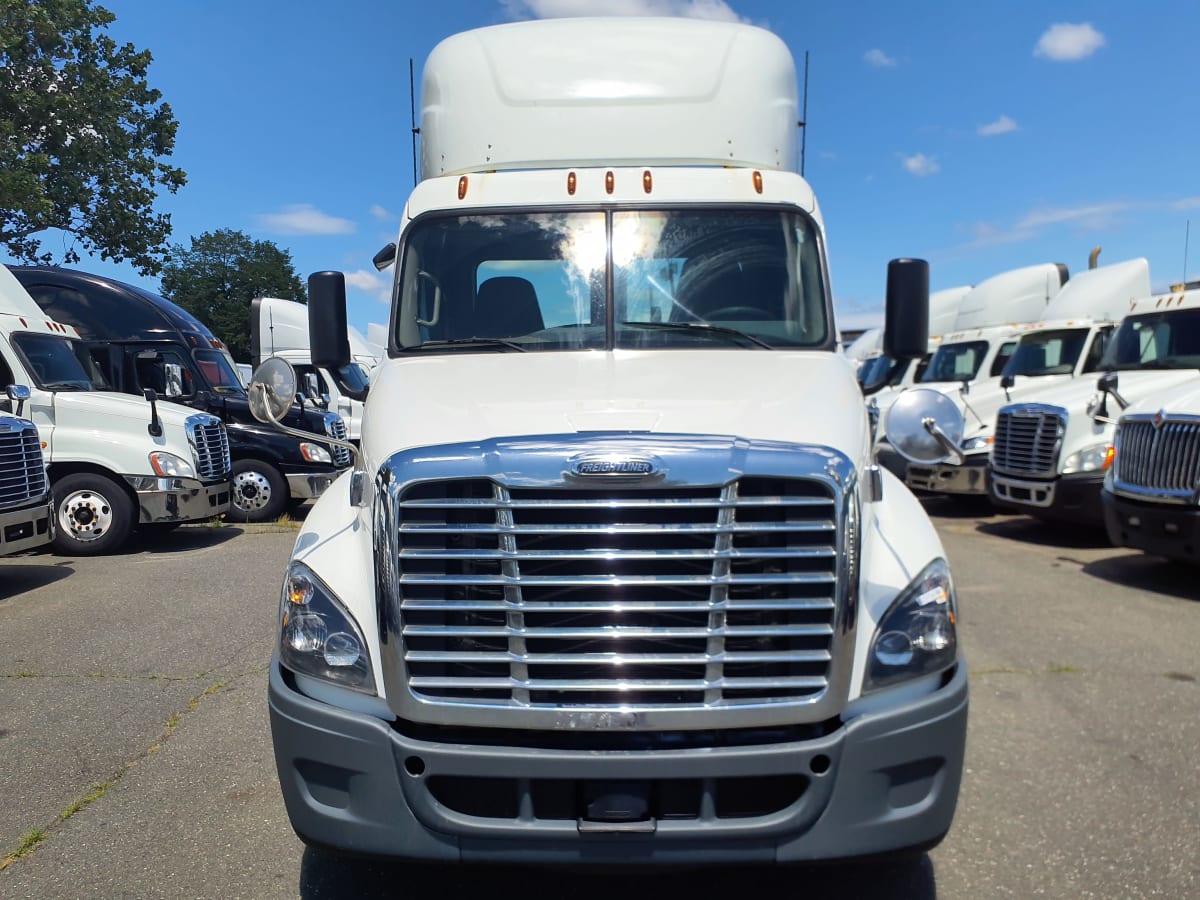 2019 Freightliner/Mercedes CASCADIA 125 823754