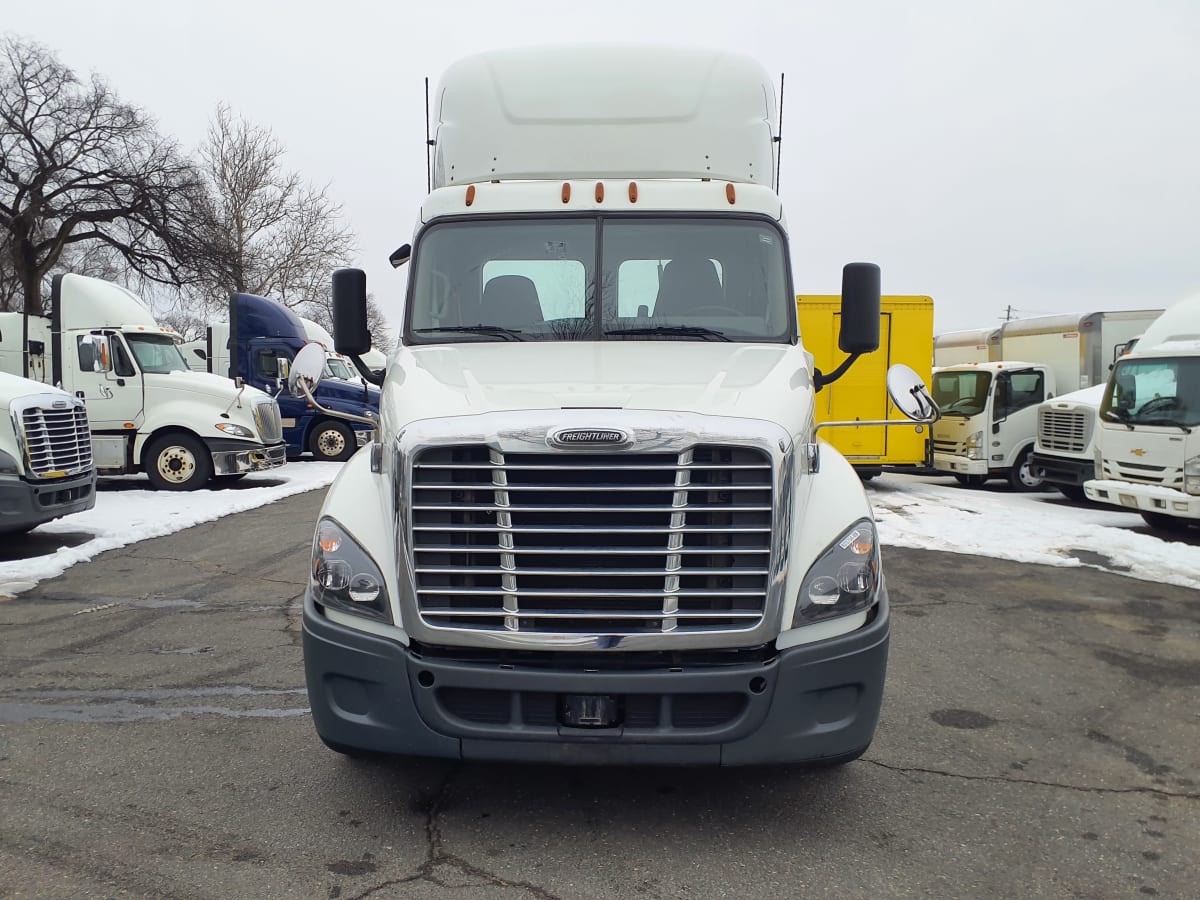 2019 Freightliner/Mercedes CASCADIA 125 823756