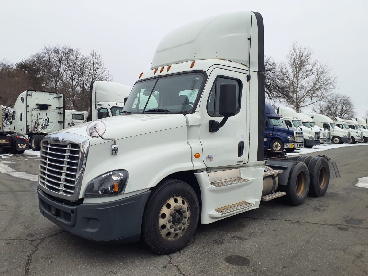 2019 Freightliner/Mercedes CASCADIA 125 823756