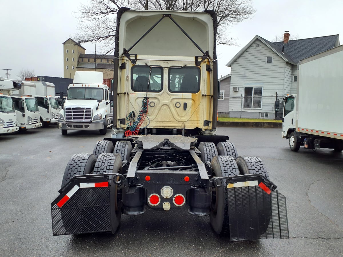 2019 Freightliner/Mercedes CASCADIA 125 823758