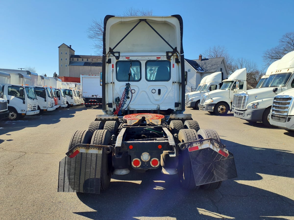 2019 Freightliner/Mercedes CASCADIA 125 823760