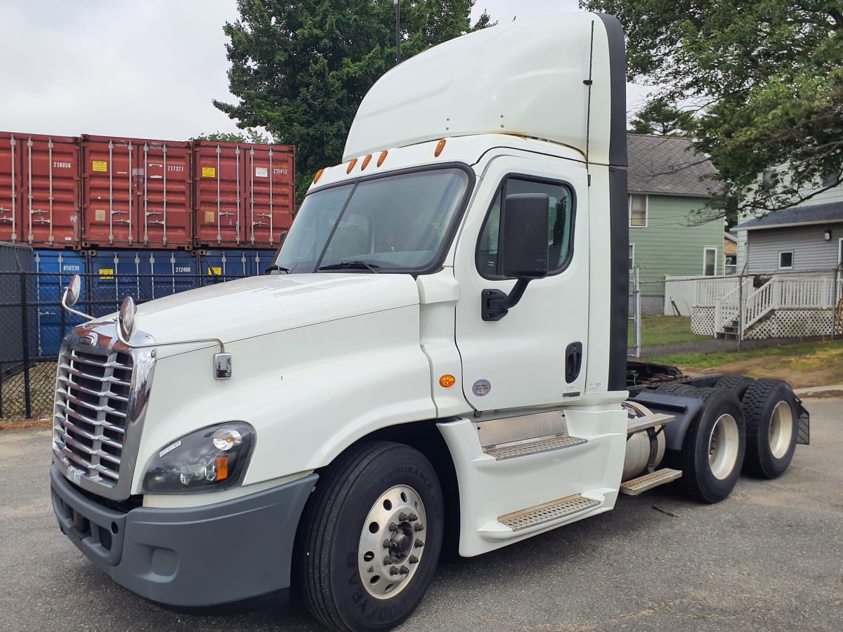 2019 Freightliner/Mercedes CASCADIA 125 823761