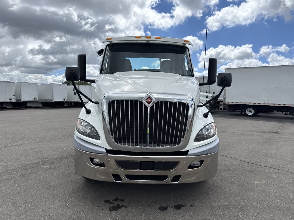 2019 International RH in Taylor, MI — photo 2