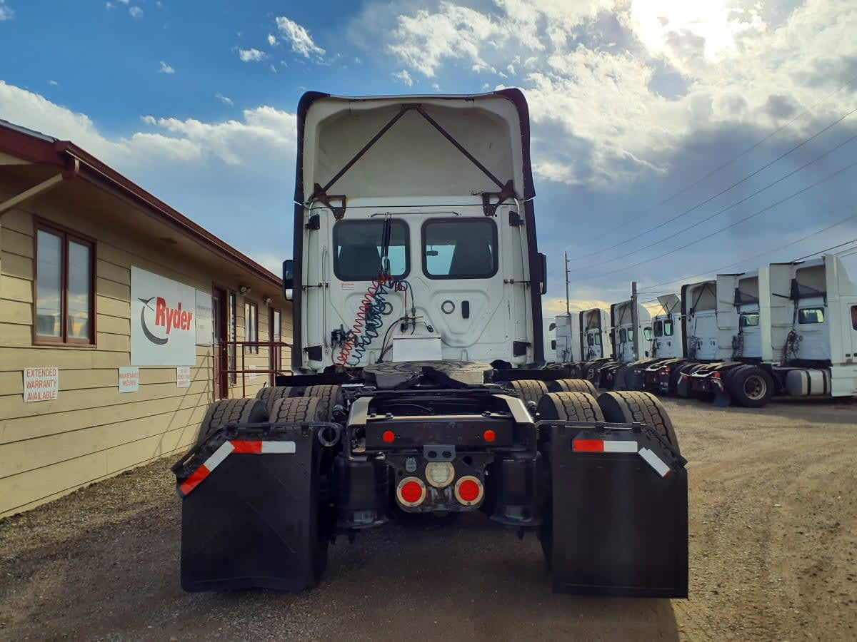 2019 Freightliner - image 5