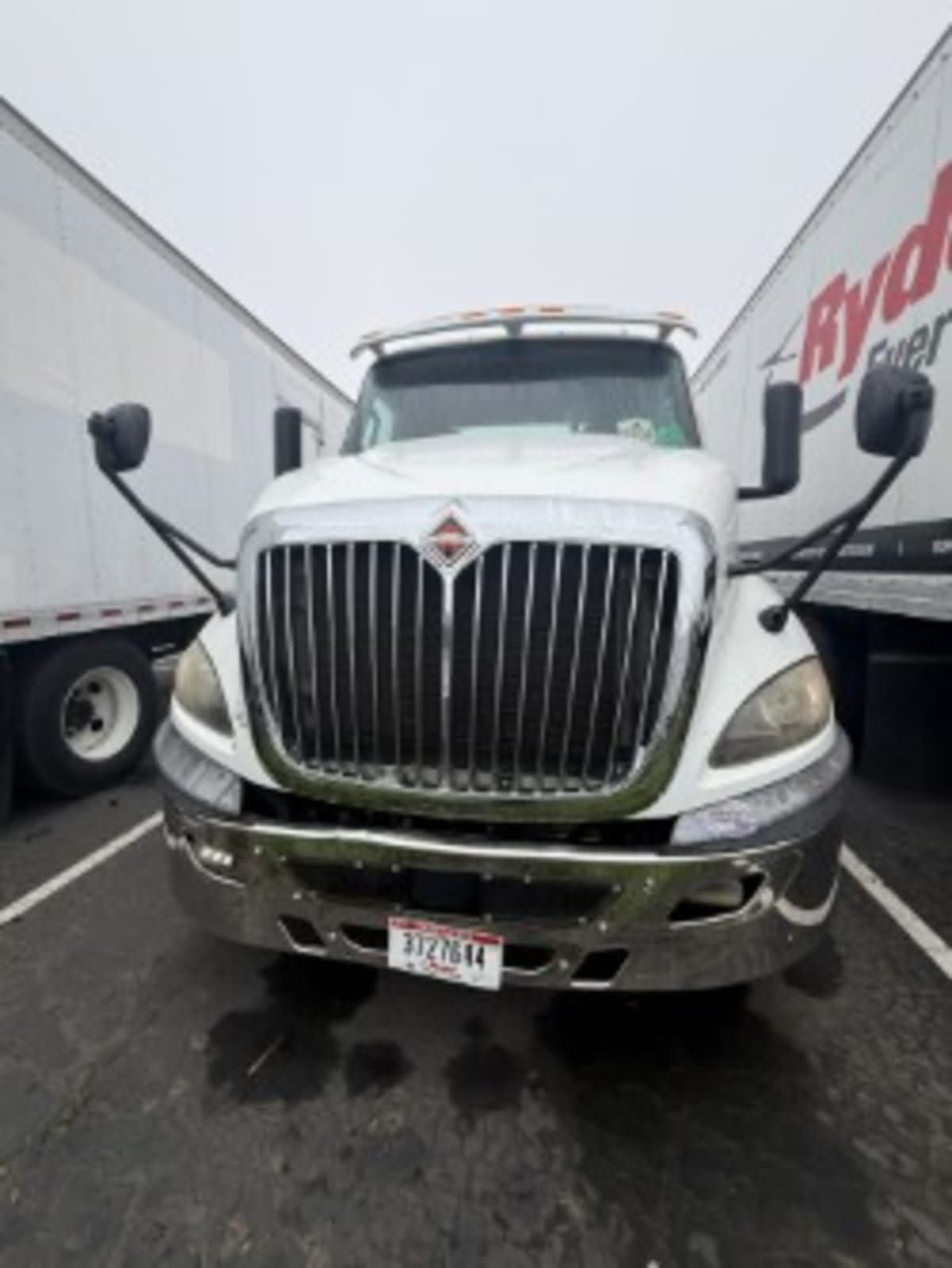 2019 International - image 2