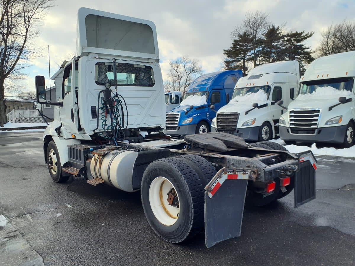 2019 Navistar International RH613 DAYCAB S/A 824110