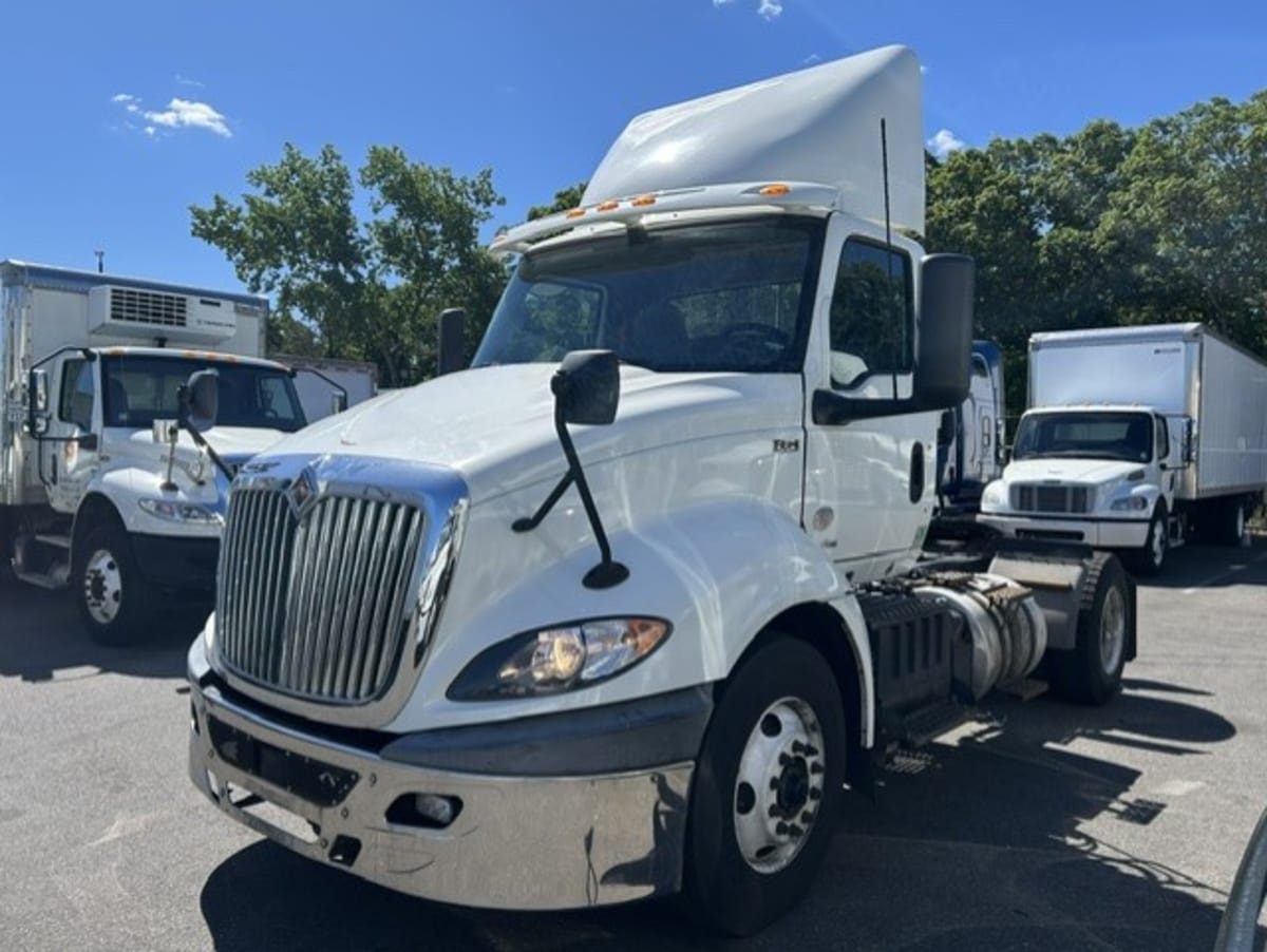 2019 International RH in Farmingdale, NY