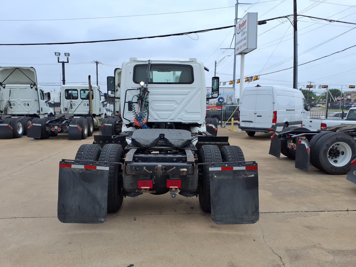 2019 Navistar International RH613 DAYCAB S/A 824242
