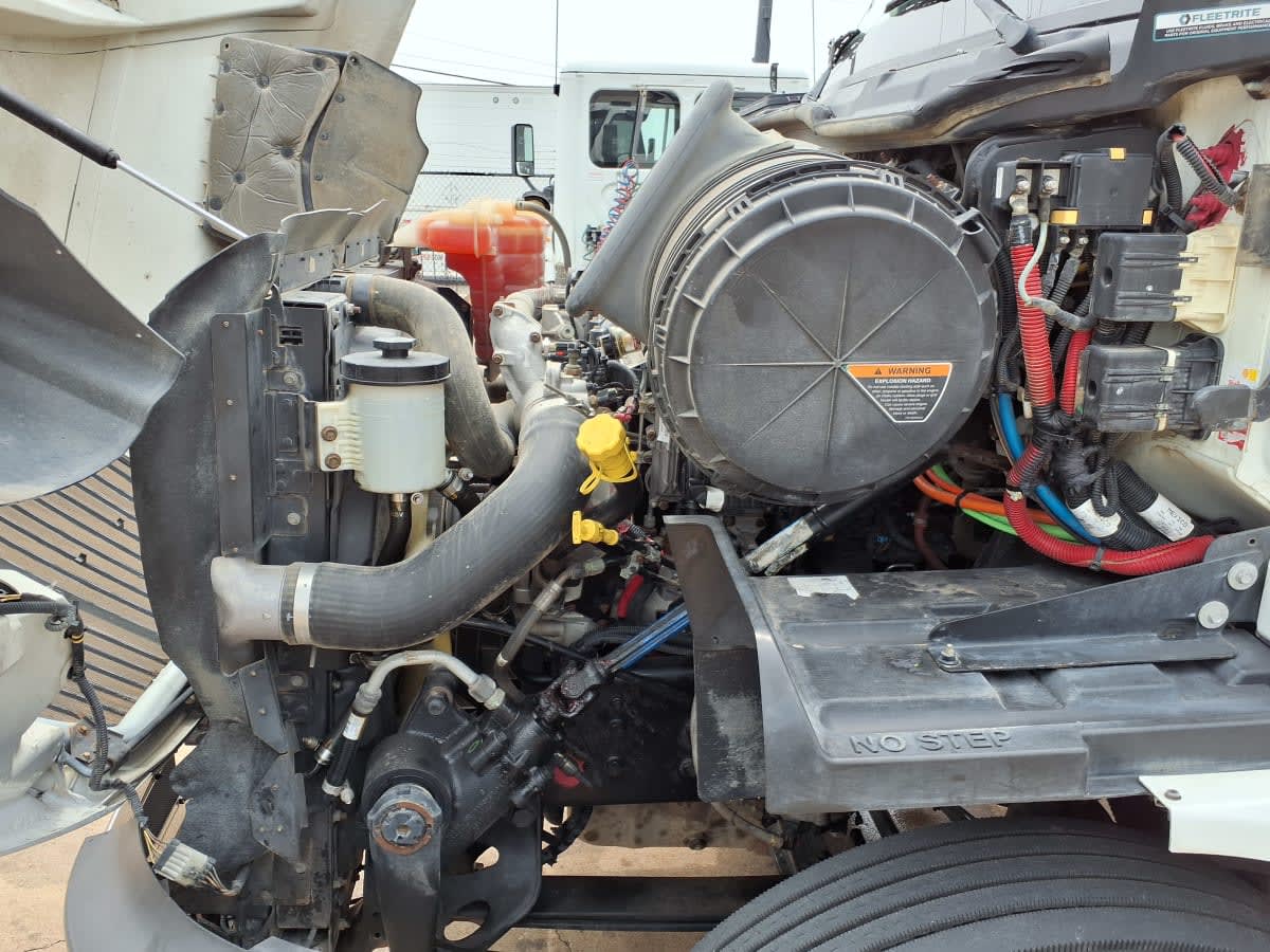 2019 Navistar International RH613 DAYCAB S/A 824242