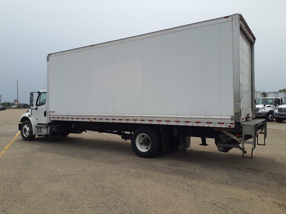 2019 Freightliner M2 106 824332