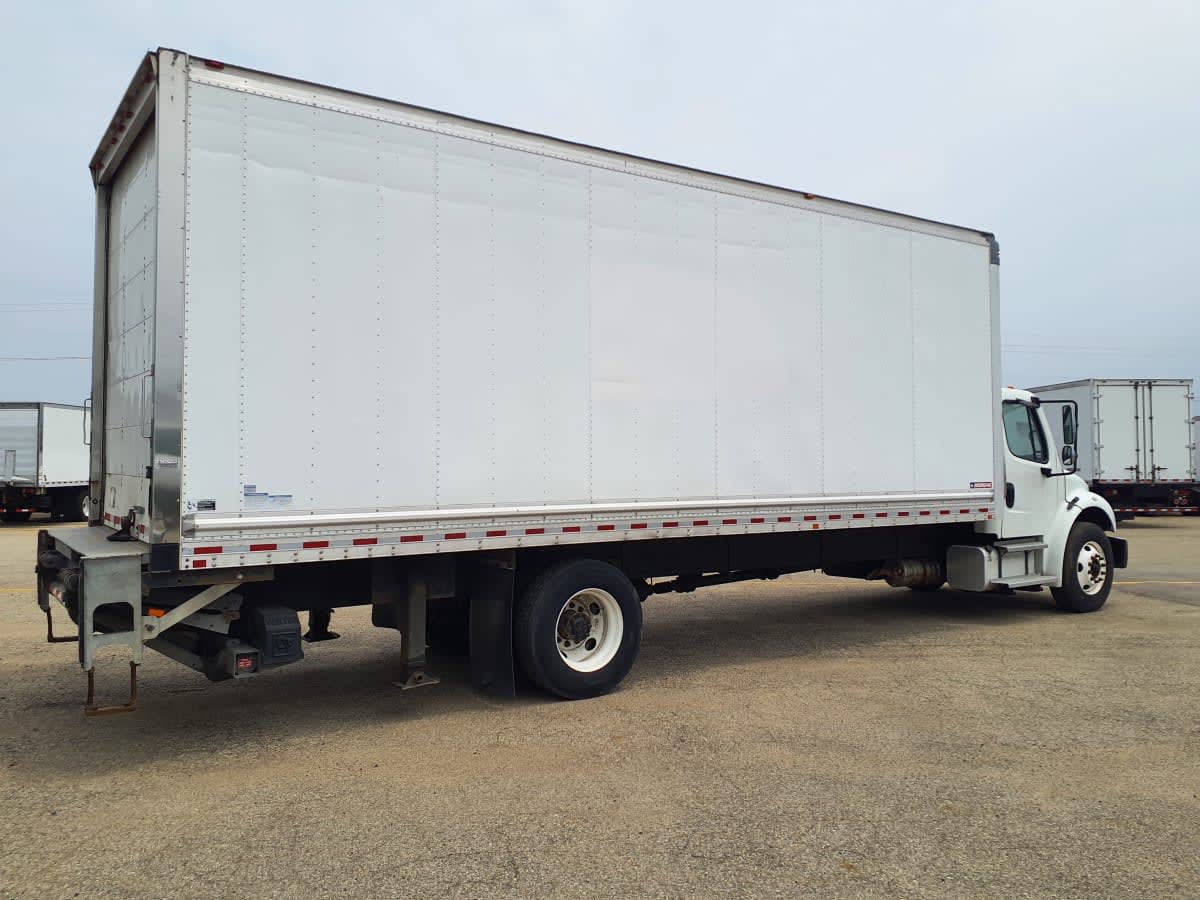 2019 Freightliner M2 106 824332