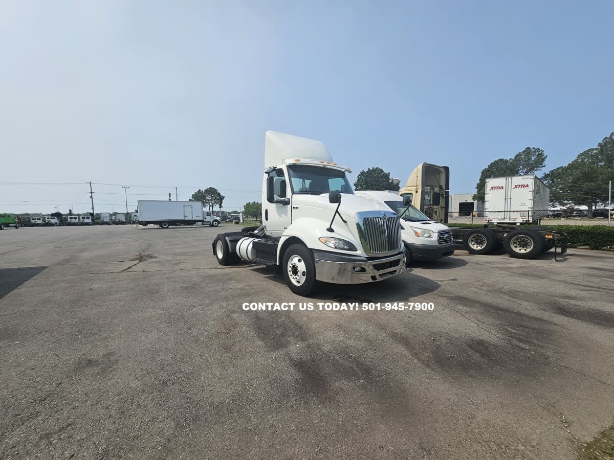 2019 International - image 3