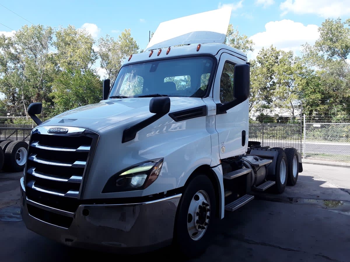 2019 Freightliner NEW CASCADIA PX12664 824378