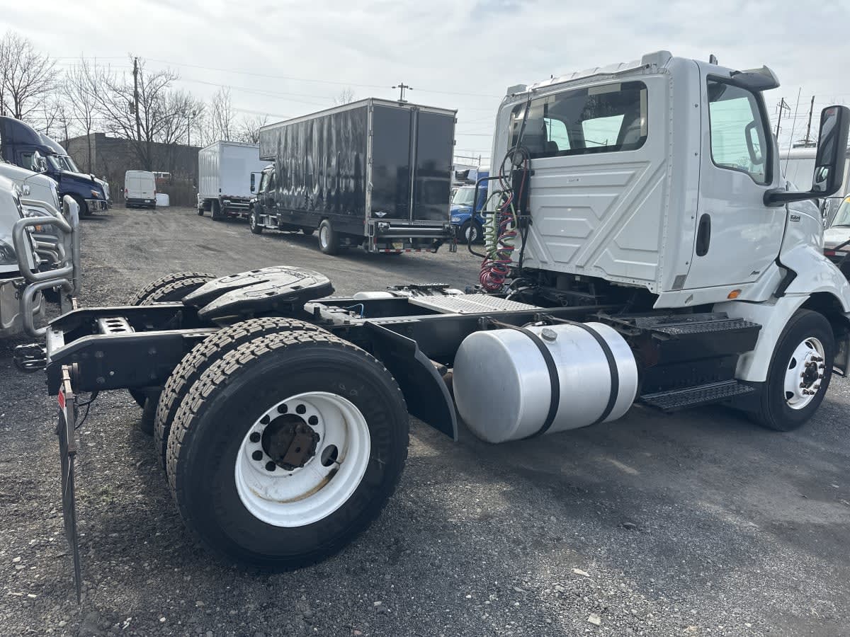 2019 Navistar International RH613 DAYCAB S/A 824475