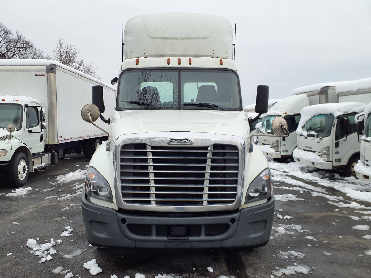 2019 Freightliner/Mercedes CASCADIA 125 824531