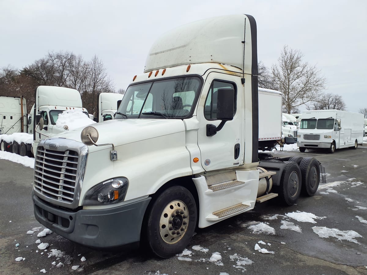 2019 Freightliner/Mercedes CASCADIA 125 824531