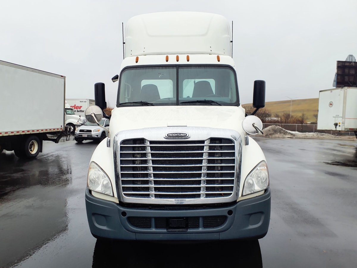 2019 Freightliner/Mercedes CASCADIA 125 824540