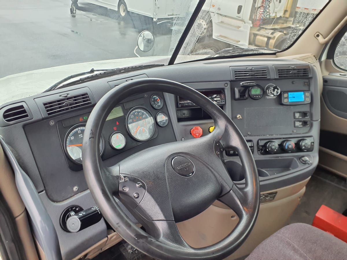 2019 Freightliner/Mercedes CASCADIA 125 824540