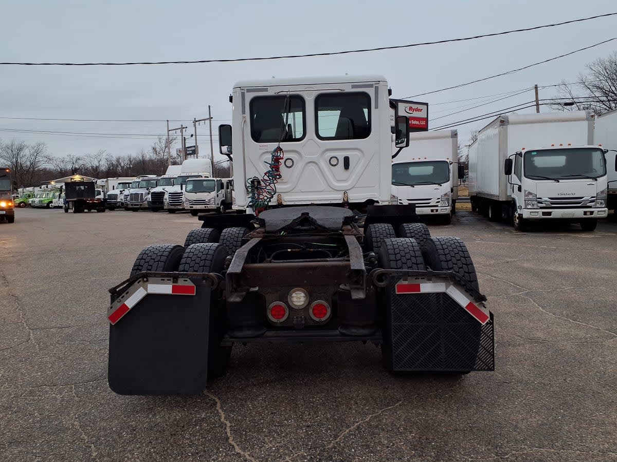 2019 Freightliner/Mercedes CASCADIA 125 824571