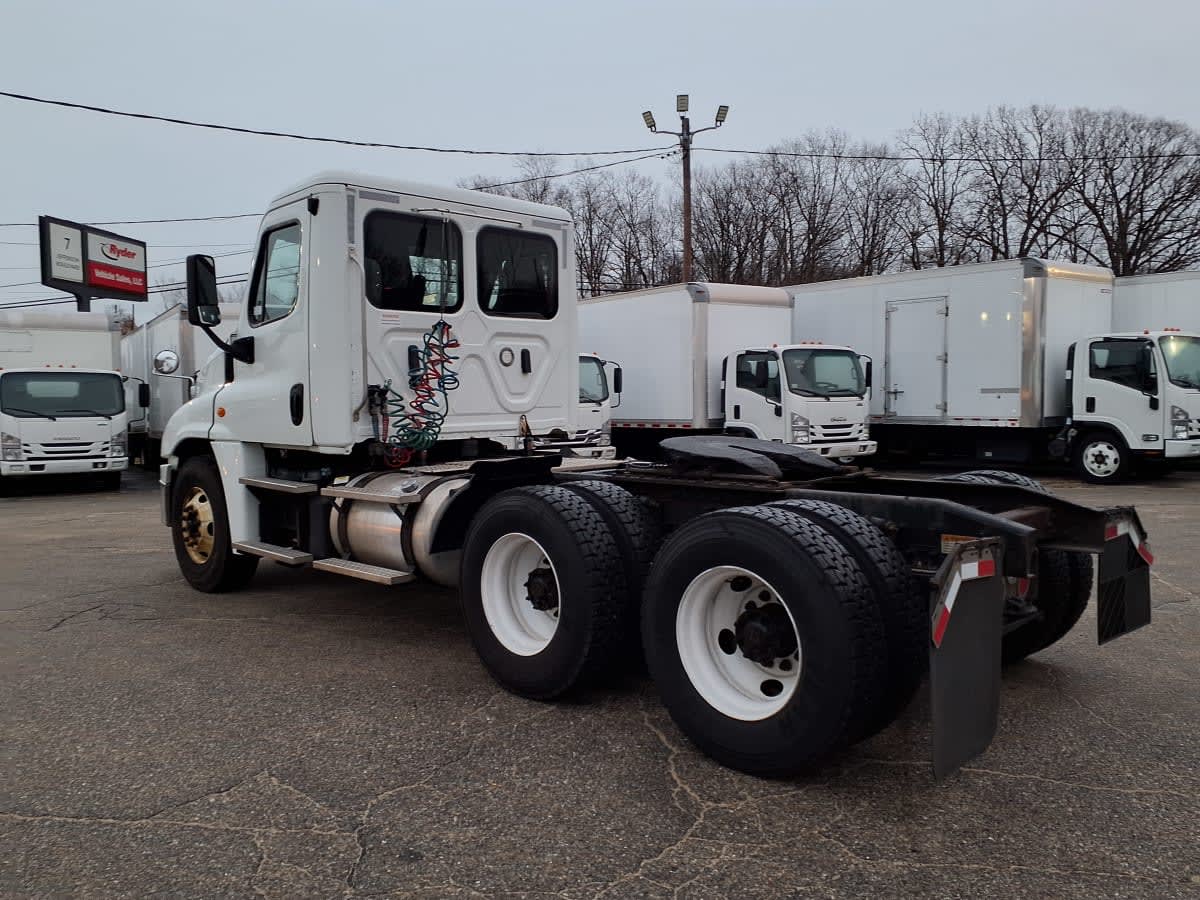 2019 Freightliner/Mercedes CASCADIA 125 824571