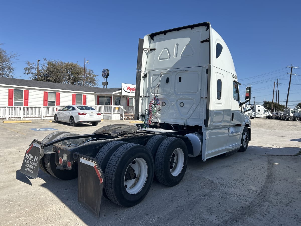 2019 Freightliner/Mercedes NEW CASCADIA PX12664 824620