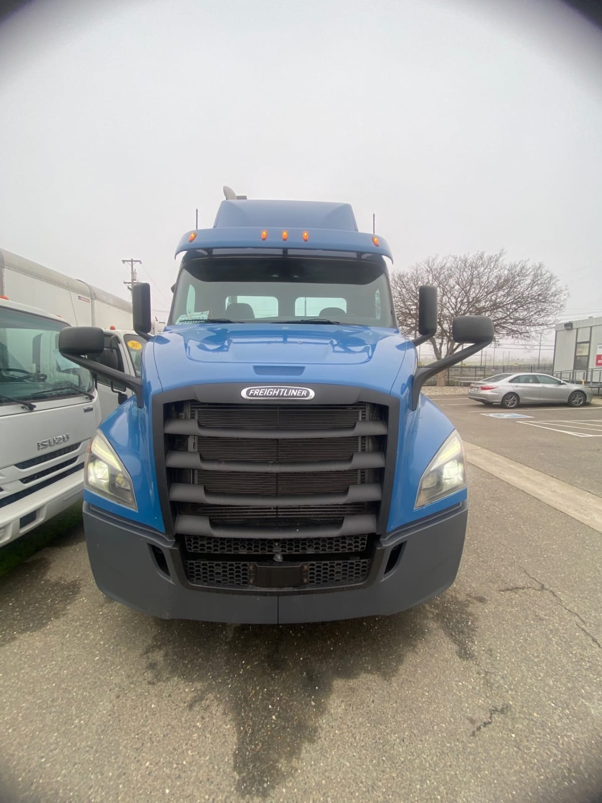 2019 Freightliner - image 2