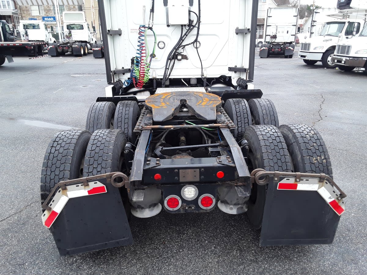 2019 Freightliner/Mercedes CASCADIA 125 824754