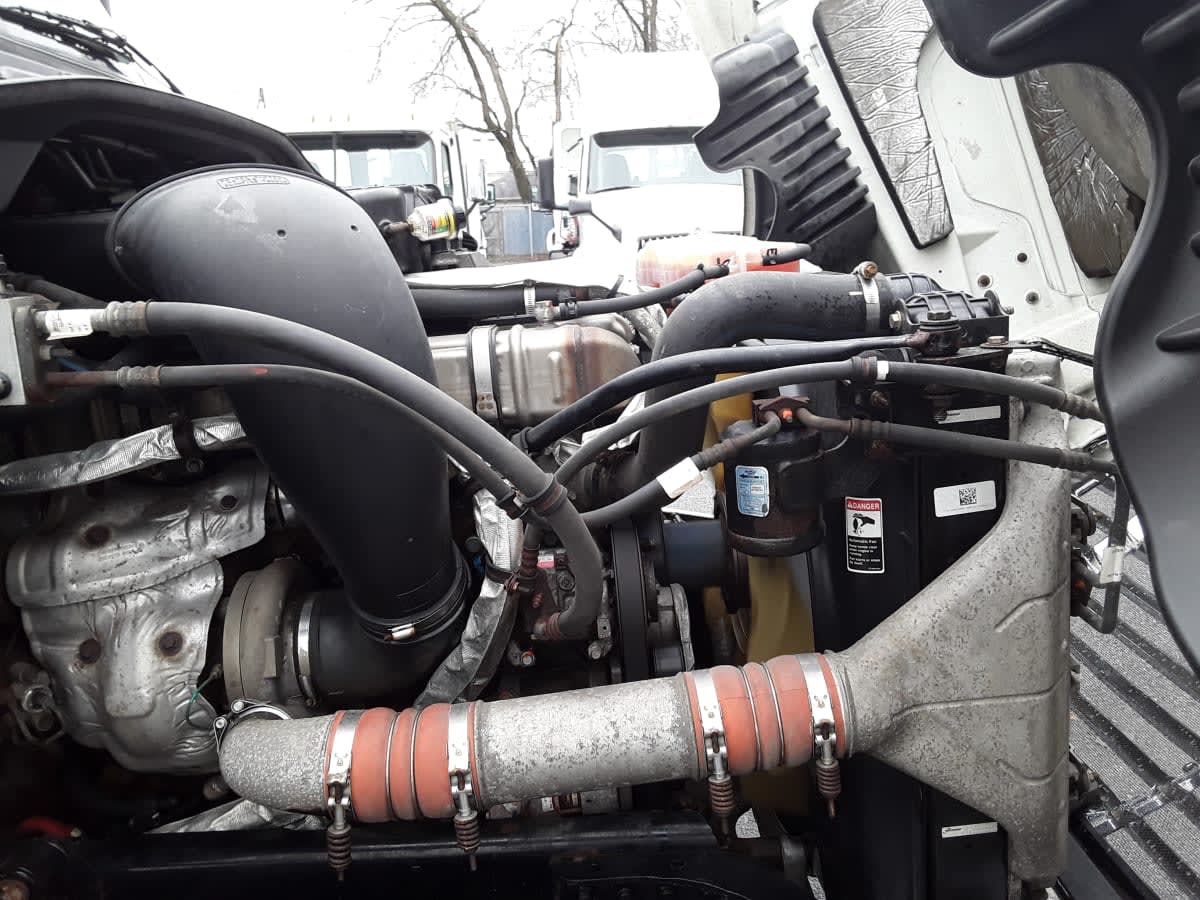 2019 Freightliner/Mercedes CASCADIA 125 824754