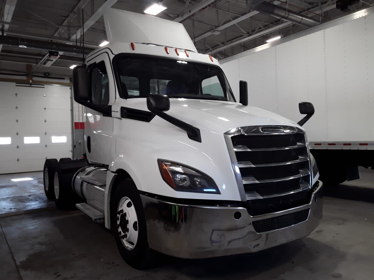 2019 Freightliner/Mercedes NEW CASCADIA PX12664 824784