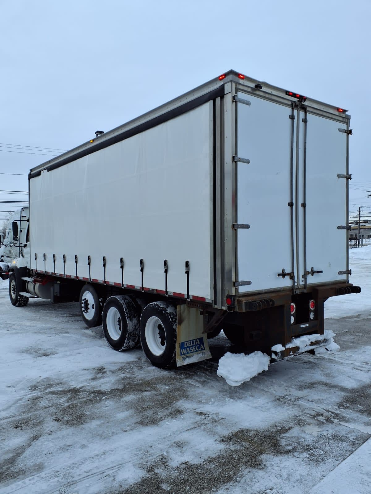 2019 Freightliner/Mercedes 108SD 824916