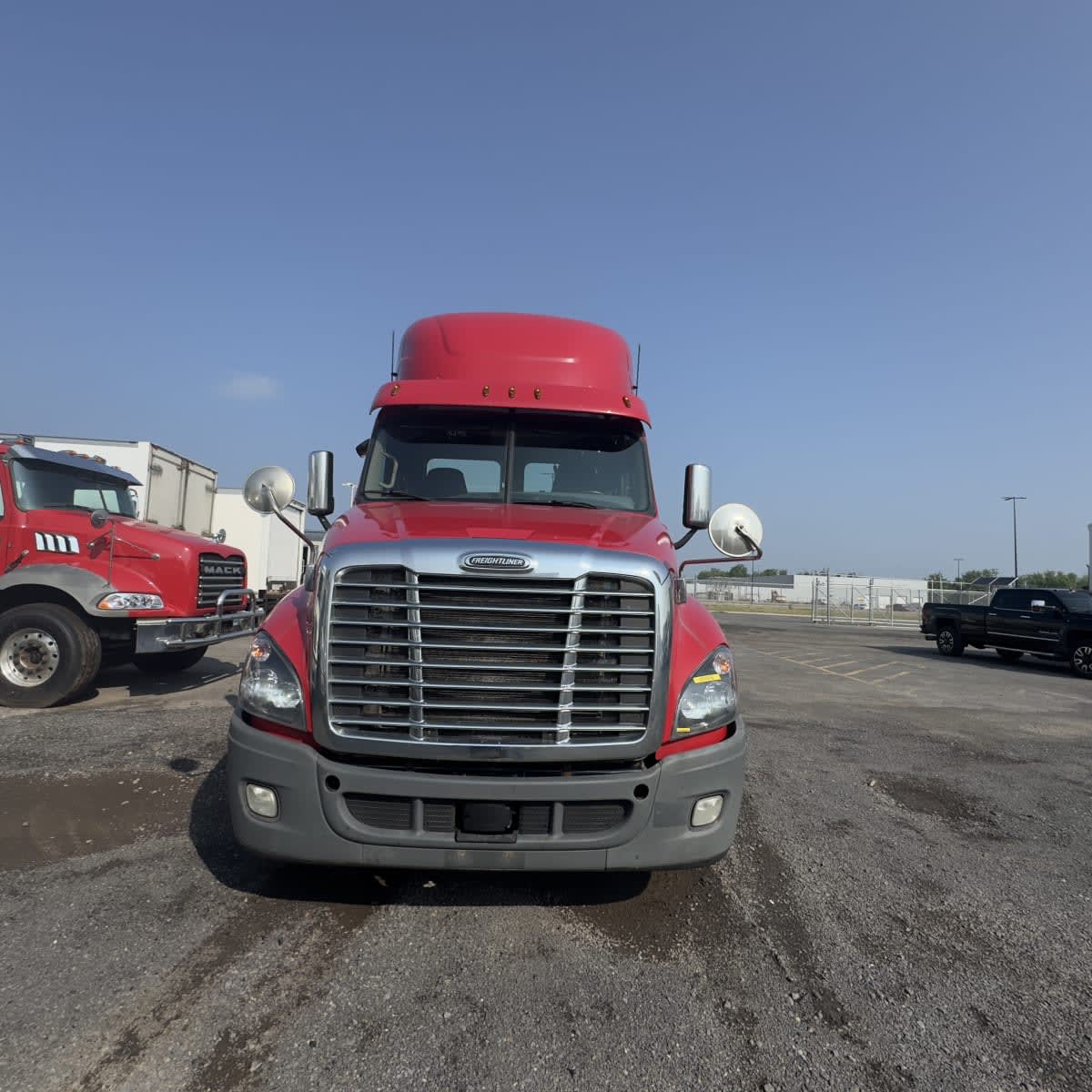 2019 Freightliner - image 2