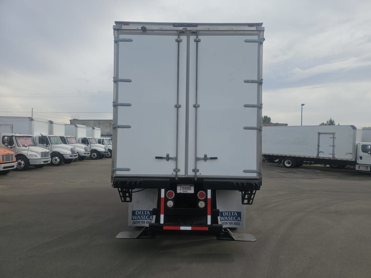 2019 Freightliner/Mercedes 108SD 824958