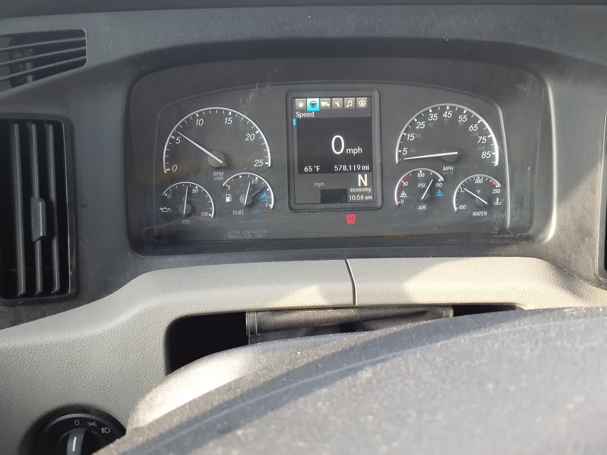 2019 Freightliner - image 9