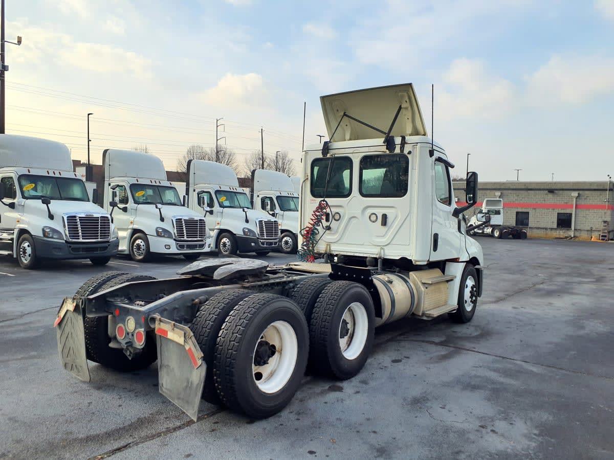 2019 Freightliner - image 4