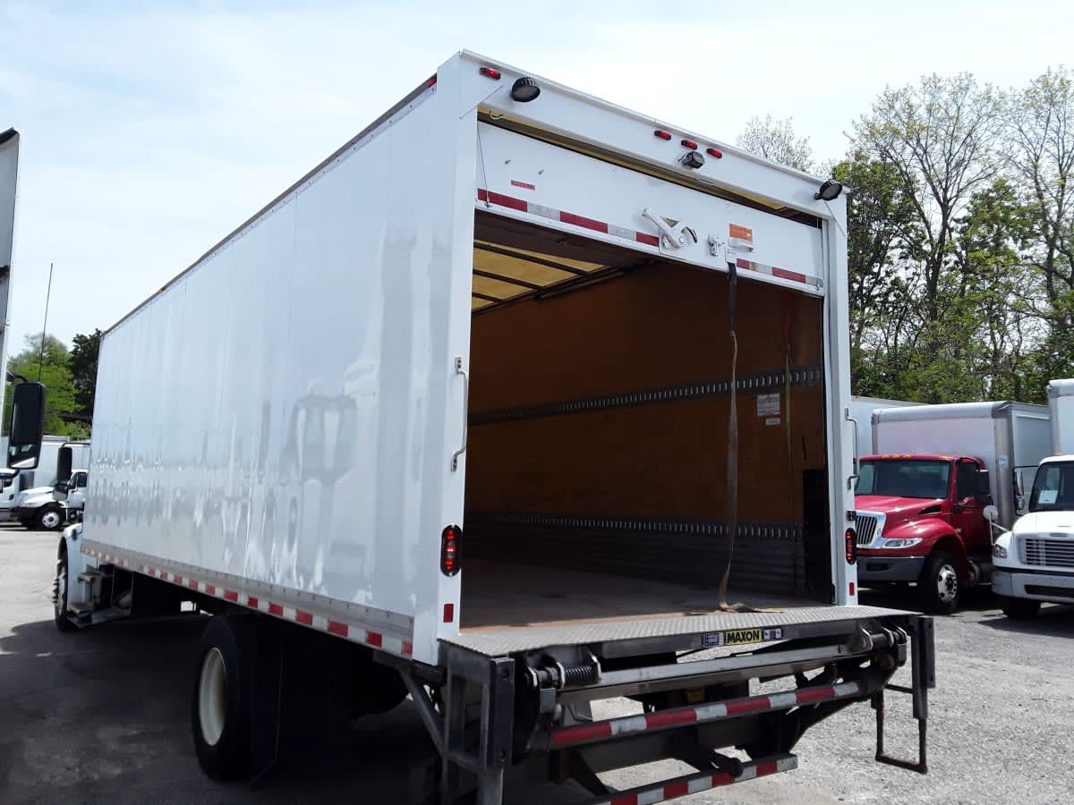 2019 Freightliner M2 106 825009