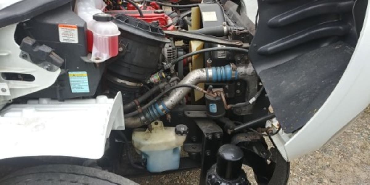 2019 Freightliner M2 106 825023