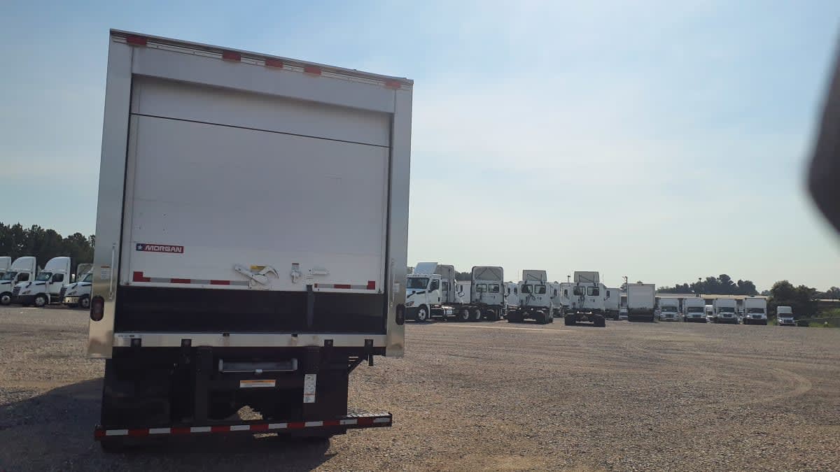 2019 Freightliner M2 106 in Birmingham, AL — photo 5