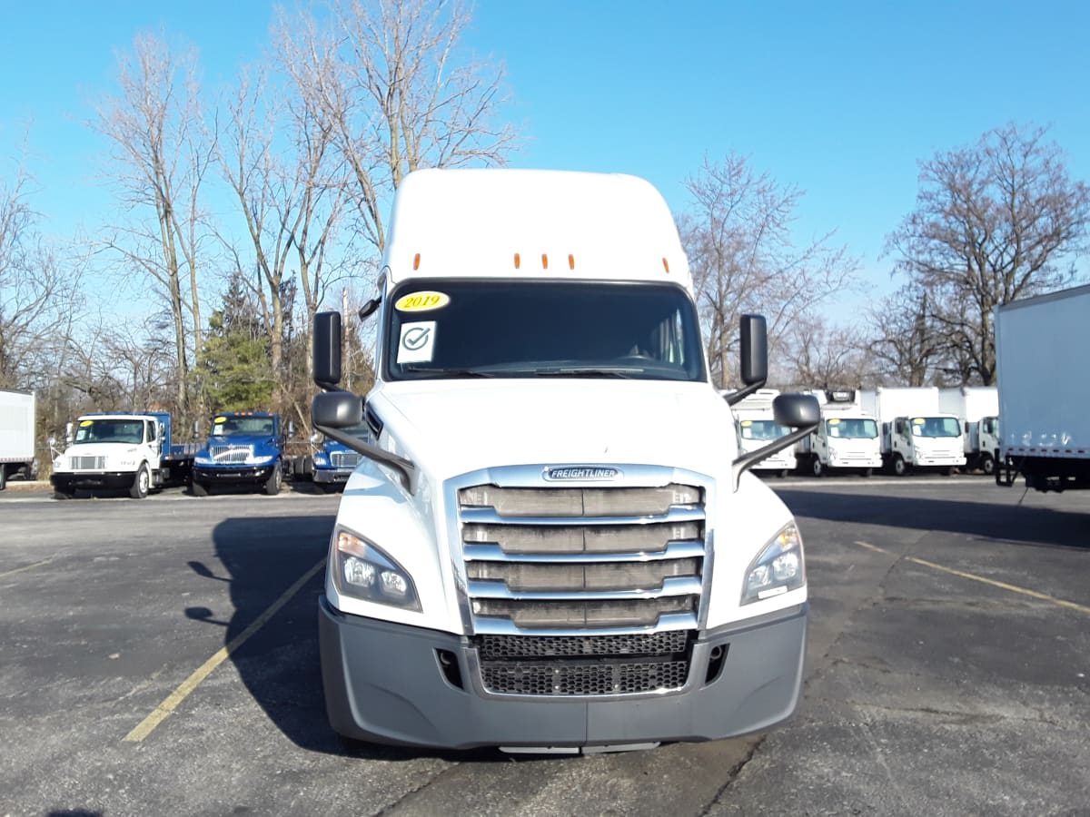 2019 Freightliner/Mercedes NEW CASCADIA PX12664 825202